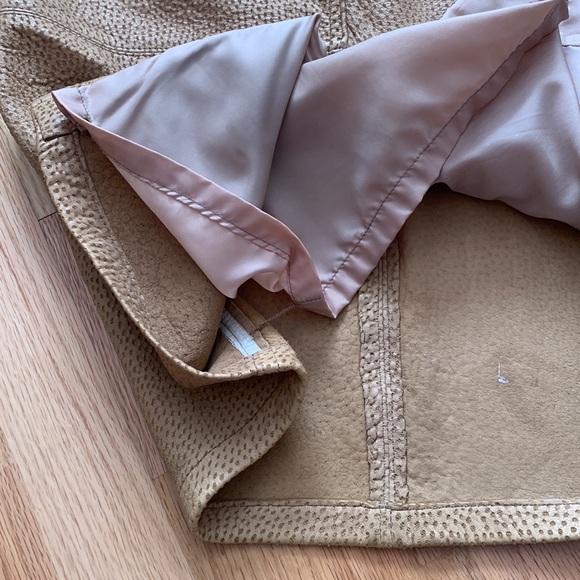 Real ‘Ostrich’ leather skirt with pockets - Picture 10 of 16